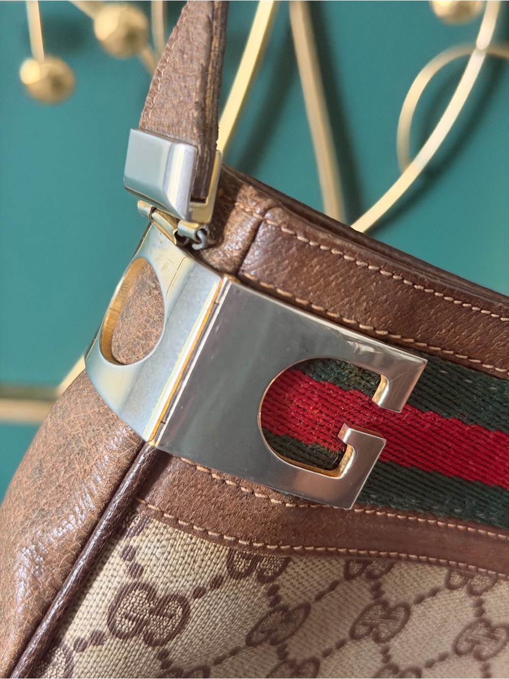 Gucci Beige Brown GG Canvas Crossbody with Green-Red Sherryline - Picture 4 of 13